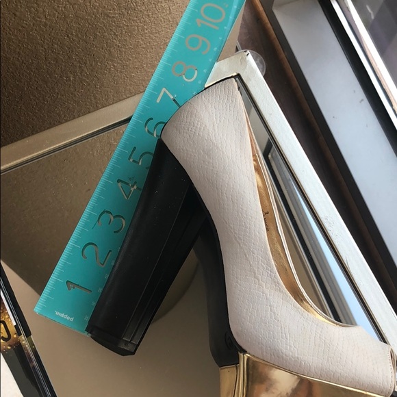 Platform stilettos - Picture 2 of 5